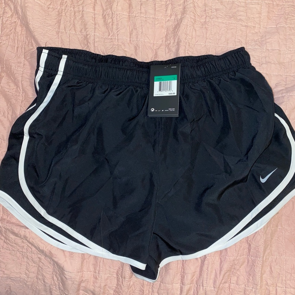 Nike Shorts NWT